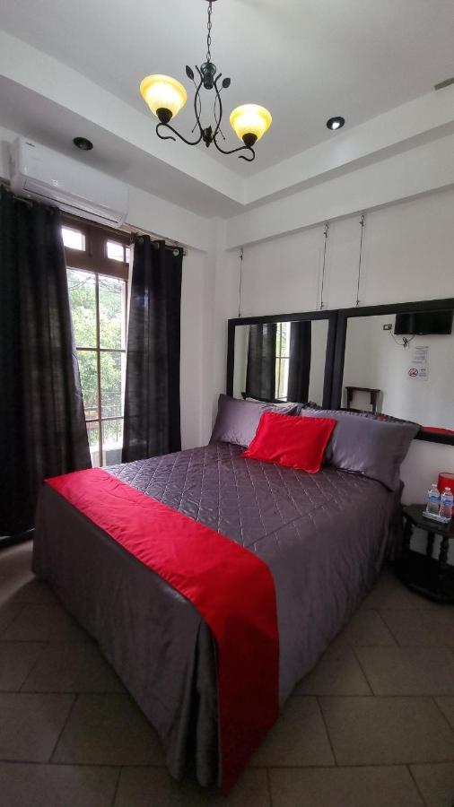 Cayalito Apart Hotel Гватемала Экстерьер фото